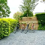 Dom wakacyjny Cozy Family House With Spacious Garden In The Nature Near Amsterdam *