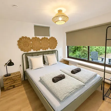 Cozy Family With Spacious Garden In The Nature Between Amsterdam Haarlem And Schiphol Airport *