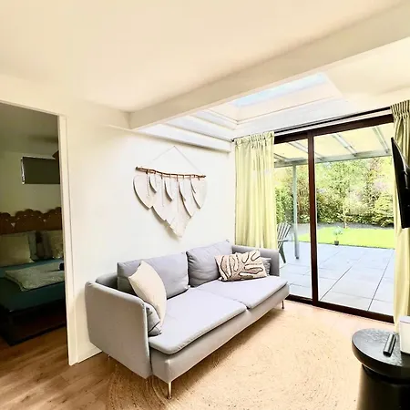 Cozy Family With Spacious Garden In The Nature Between Amsterdam Haarlem And Schiphol Airport * Vijfhuizen